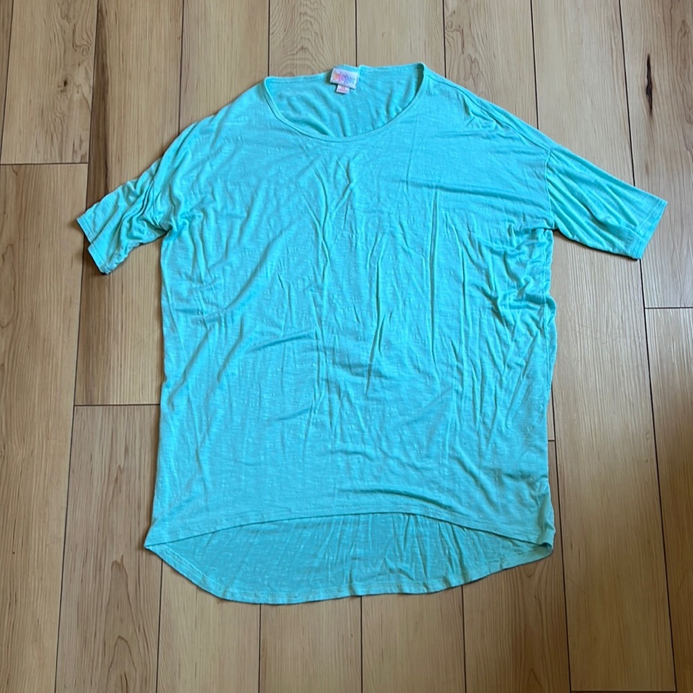 Lularoe shirt